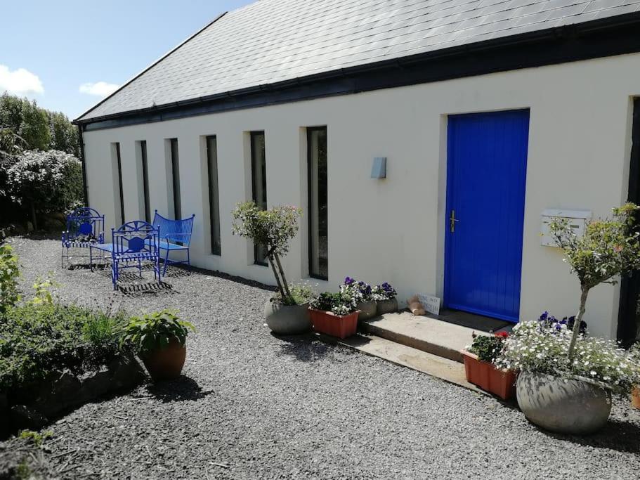 The Blue Door Apartment Cahersiveen Esterno foto